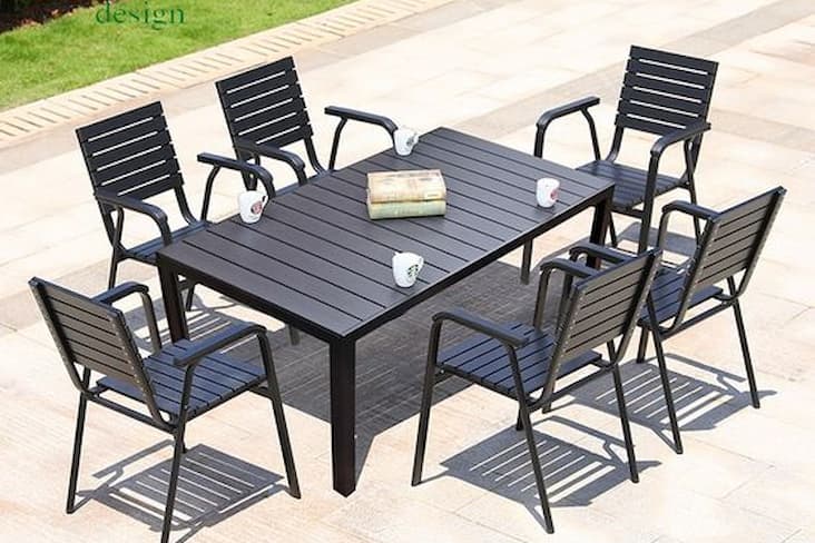 9 Inspirasi Desain Kursi Besi Hollow Minimalis dan Estetik